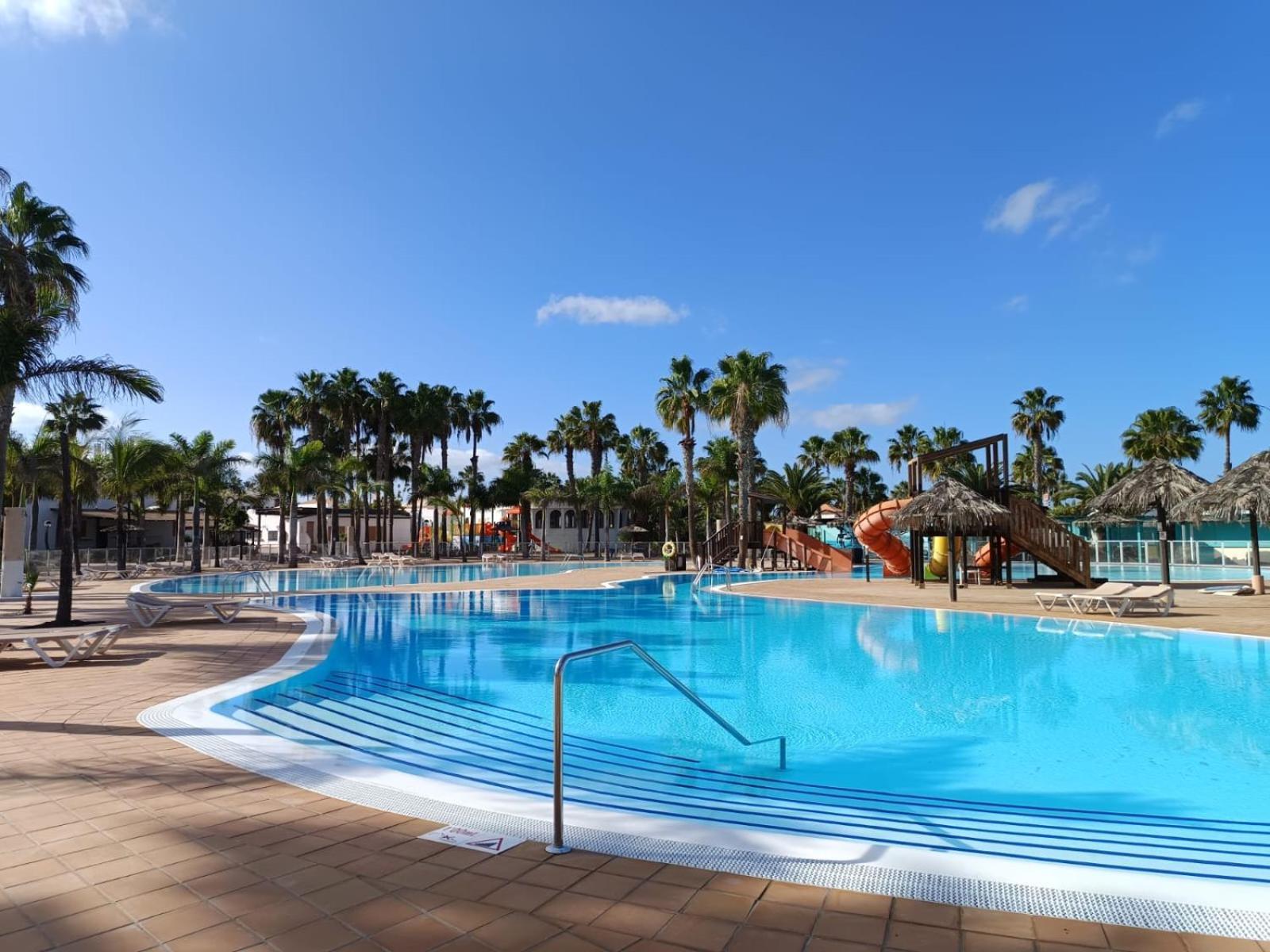 Apartamentos Gala Corralejo Extérieur photo