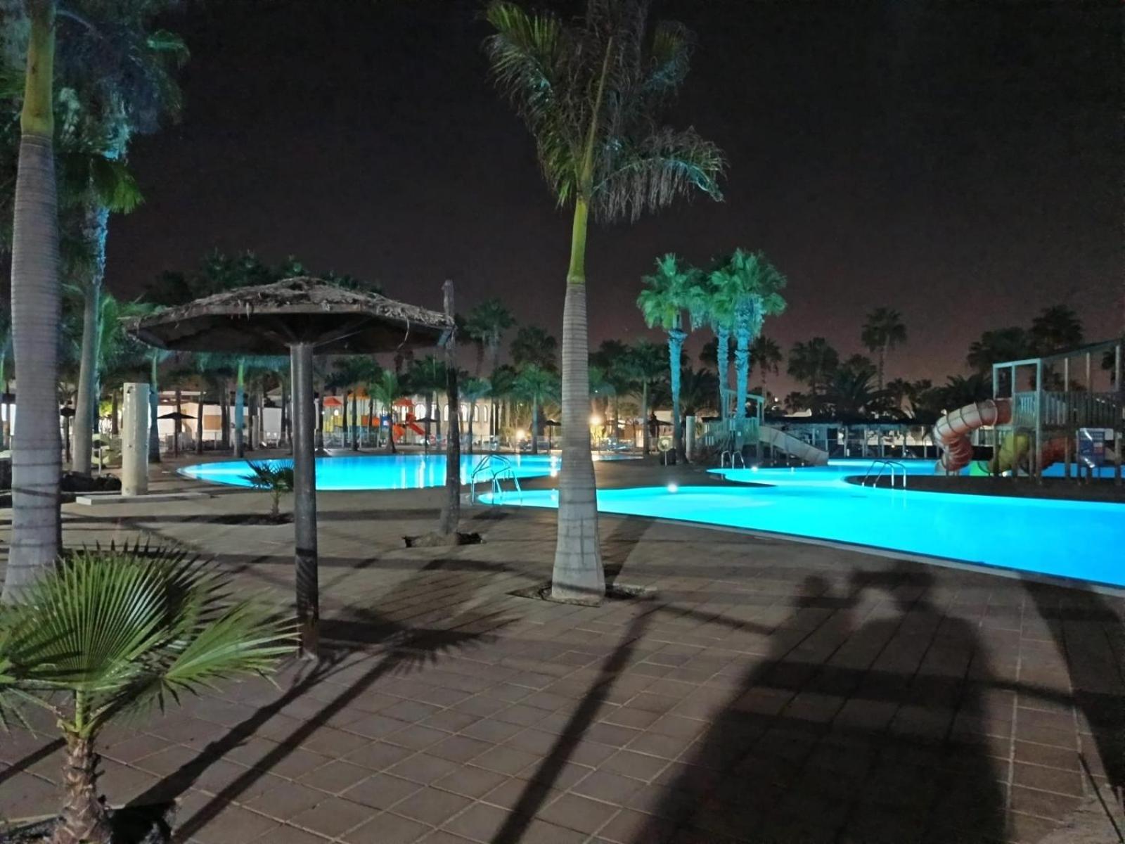 Apartamentos Gala Corralejo Extérieur photo